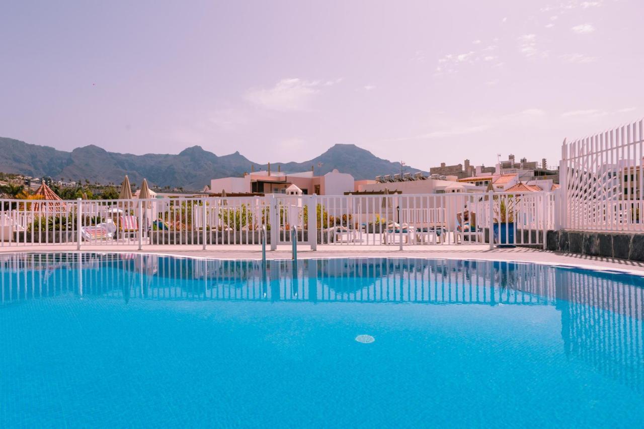 Apartamento con piscina a 50M del mar en La Caleta Costa Adeje  Exterior foto